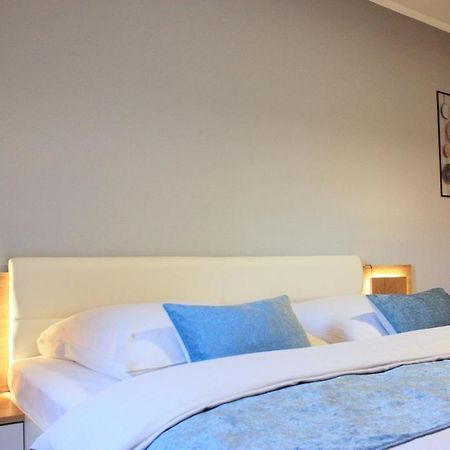 D & S Hotel & Ferienwohnungen Besigheim Ngoại thất bức ảnh
