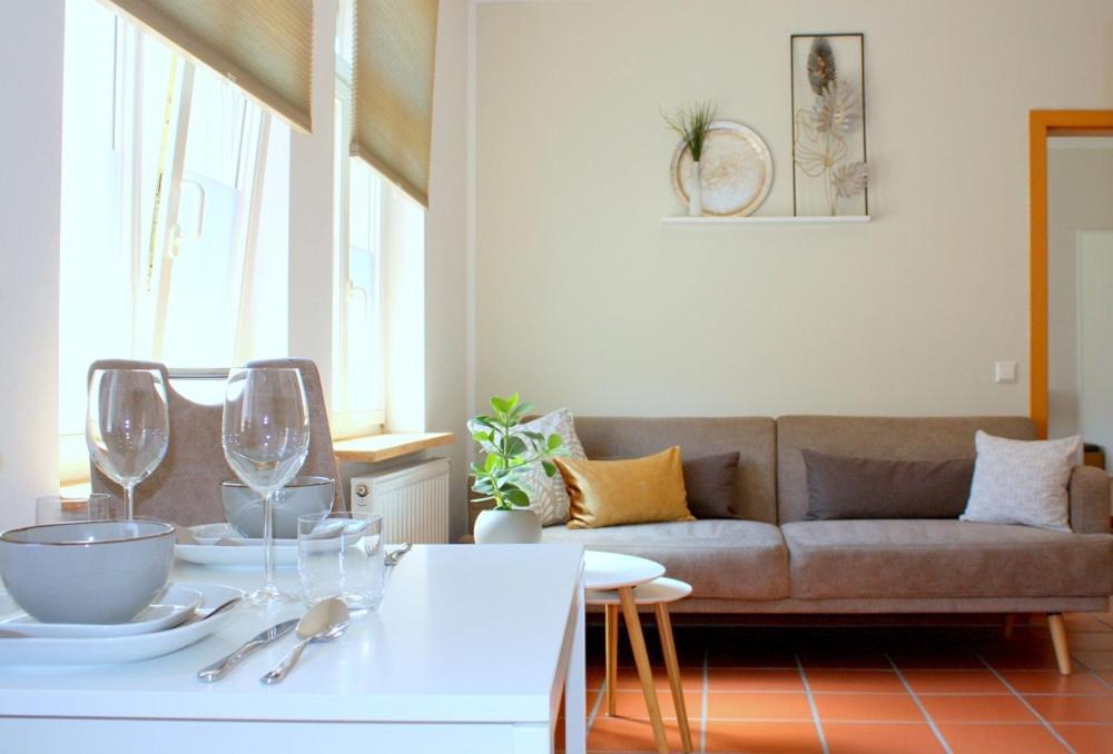 D & S Hotel & Ferienwohnungen Besigheim Ngoại thất bức ảnh