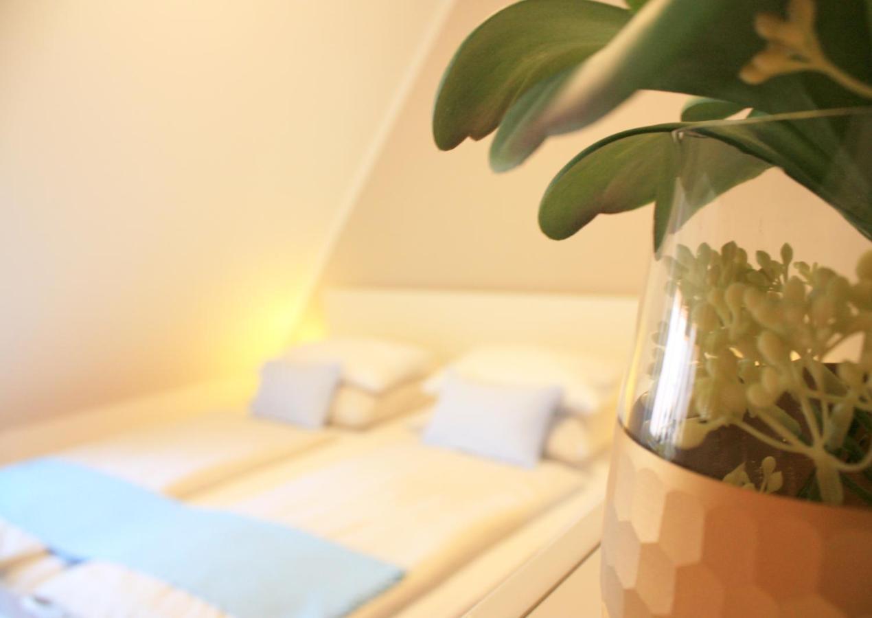 D & S Hotel & Ferienwohnungen Besigheim Ngoại thất bức ảnh